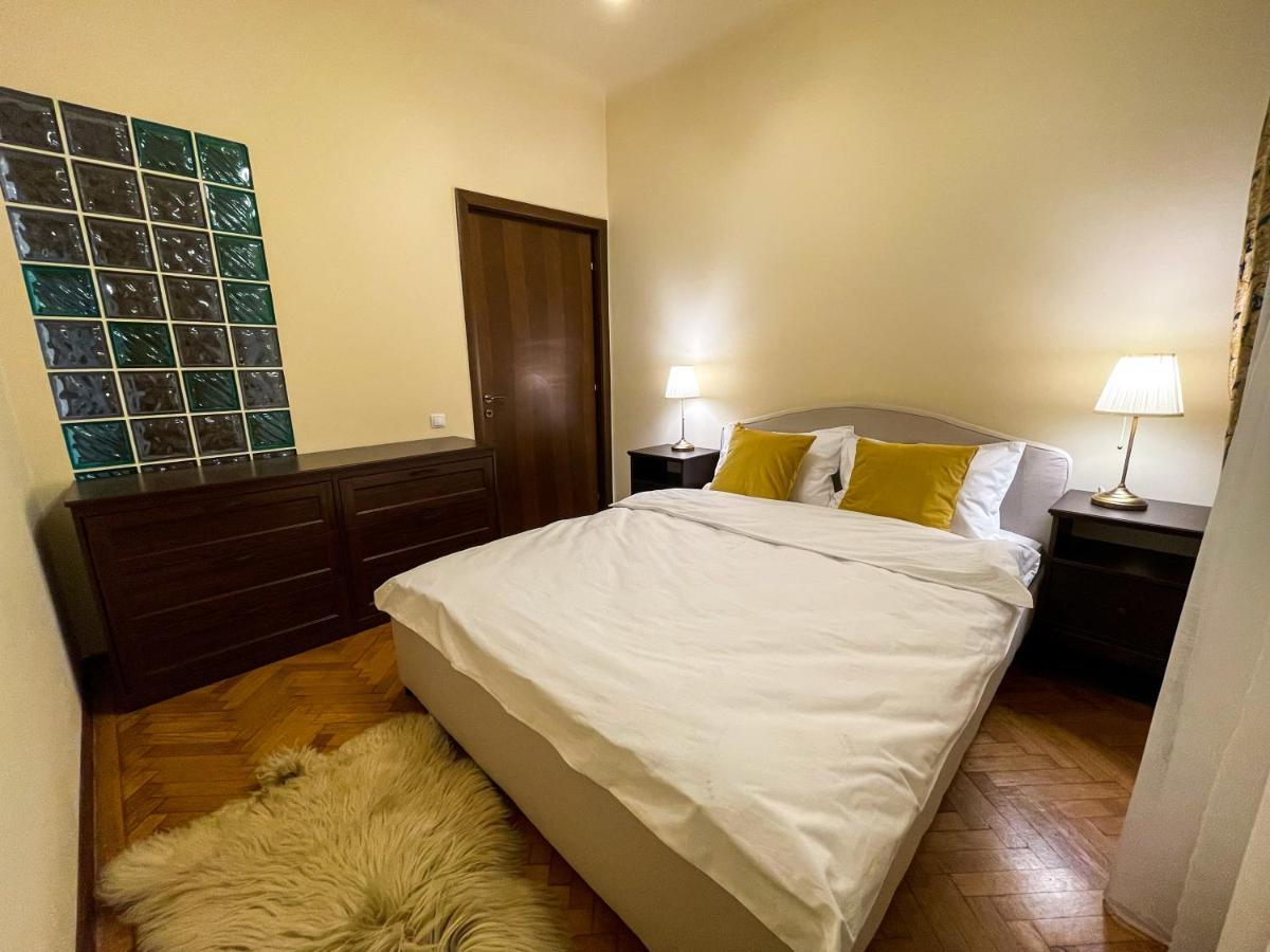 Central Apartment W/ Fire Place - Ground Floor 부쿠레슈티 외부 사진