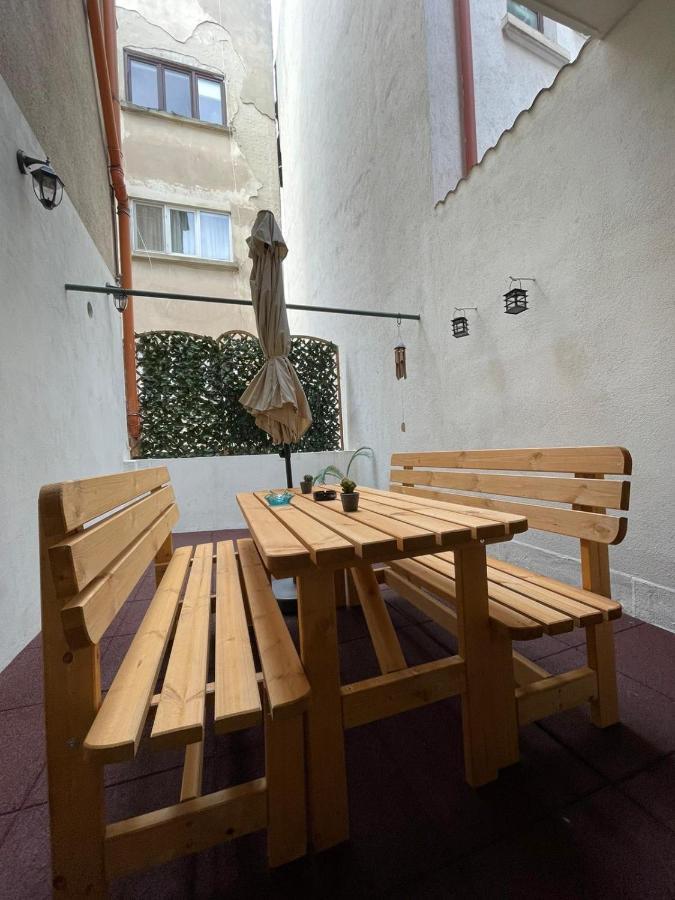 Central Apartment W/ Fire Place - Ground Floor 부쿠레슈티 외부 사진